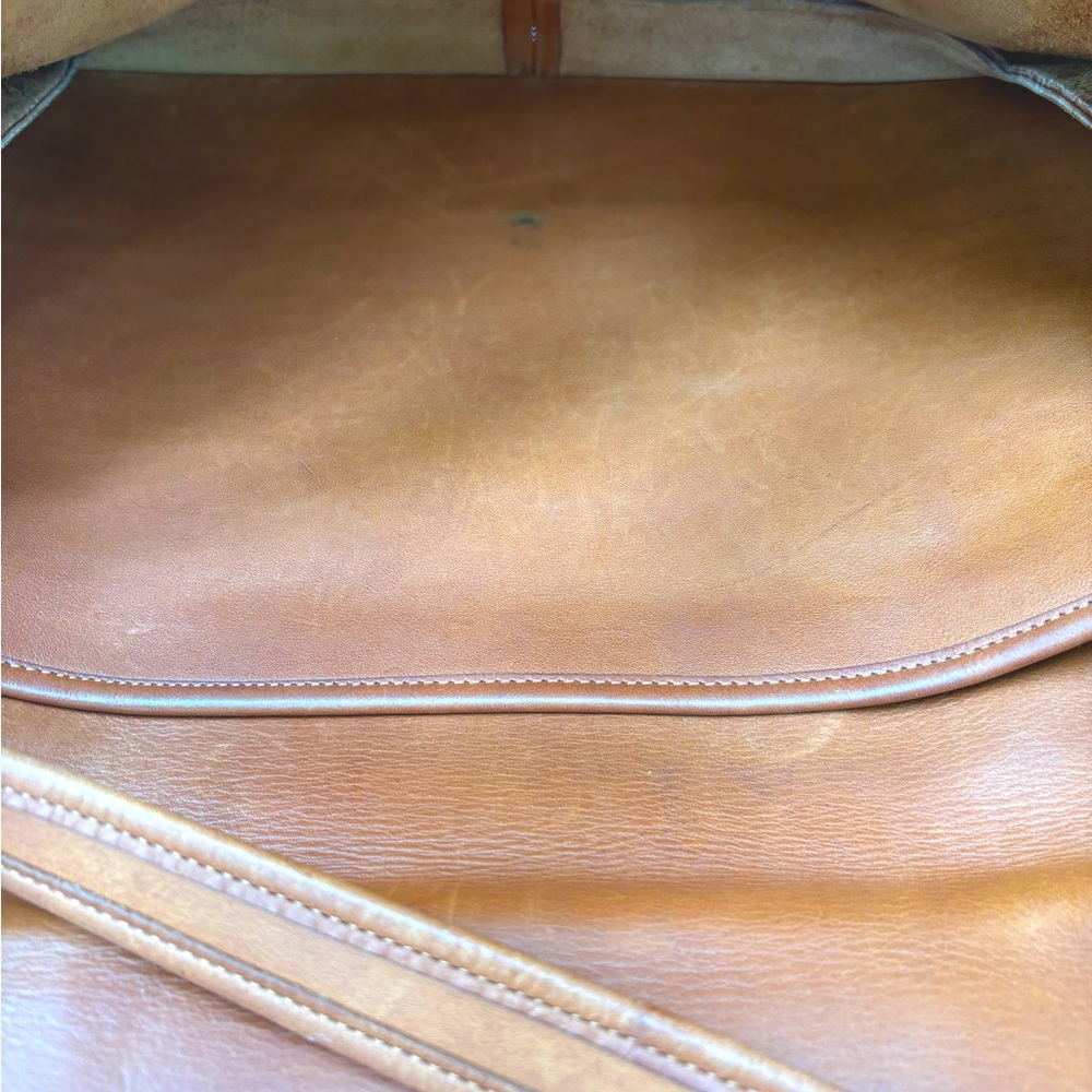 Vintage Coach Unisex Metropolitan Messenger Bag with Turnlock and Shoulder Strap - Picture 12 of 12